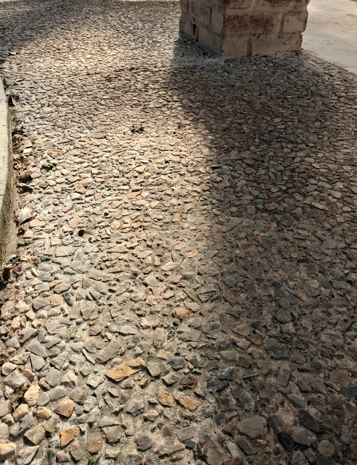 Pebble Floor